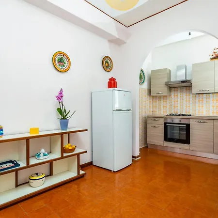 La Casa Di Anna Giardini Naxos