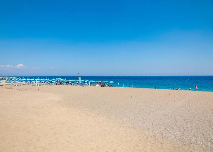 La Casa Di Anna Giardini-Naxos