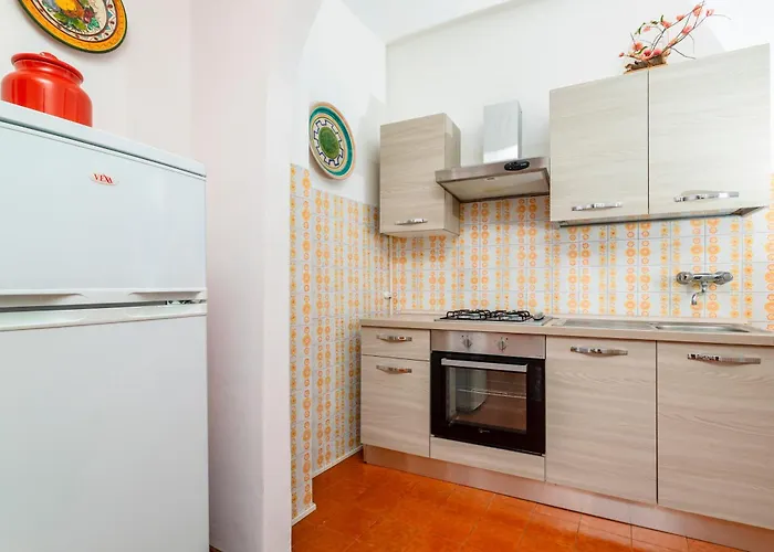 La Casa Di Anna Giardini-Naxos